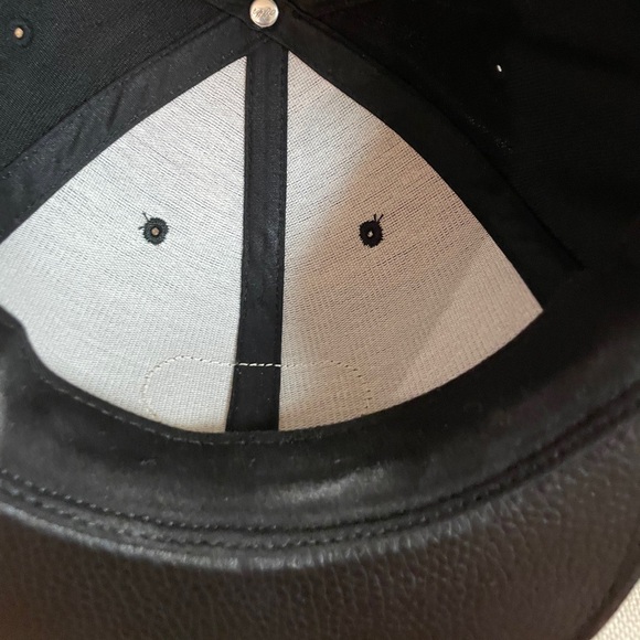 Daily Doses Carbon Leather Strapback - Picture 9 of 10